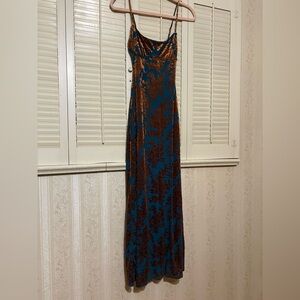 Sincerely Jules Blue and velvet Brown Maxi Dress! Size small!